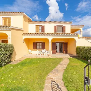  Apartment Iss Travel, Ambra - 800 M From La Cinta Italien