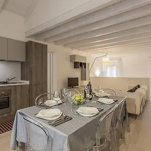 Ca' Rossini 2 Venice